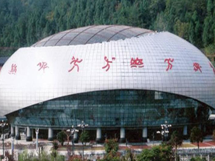 莆田体育中心球形网架加工安装